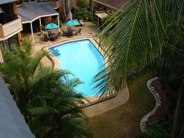Noosa Yallambee Holiday Apartments 누사빌 외부 사진