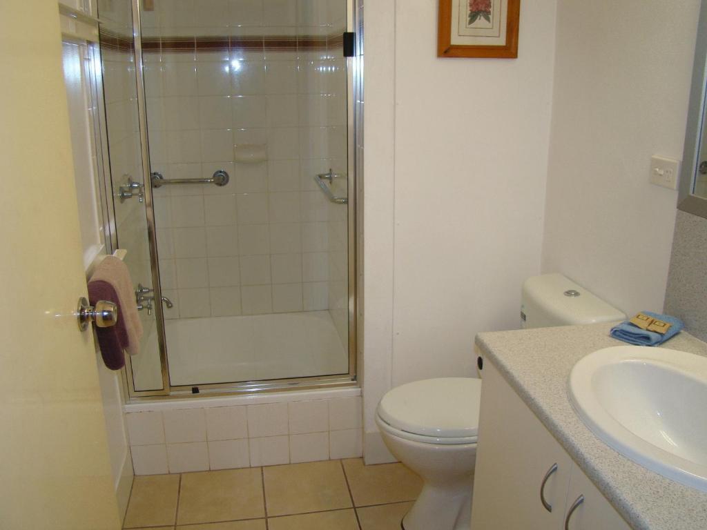 Noosa Yallambee Holiday Apartments 누사빌 외부 사진